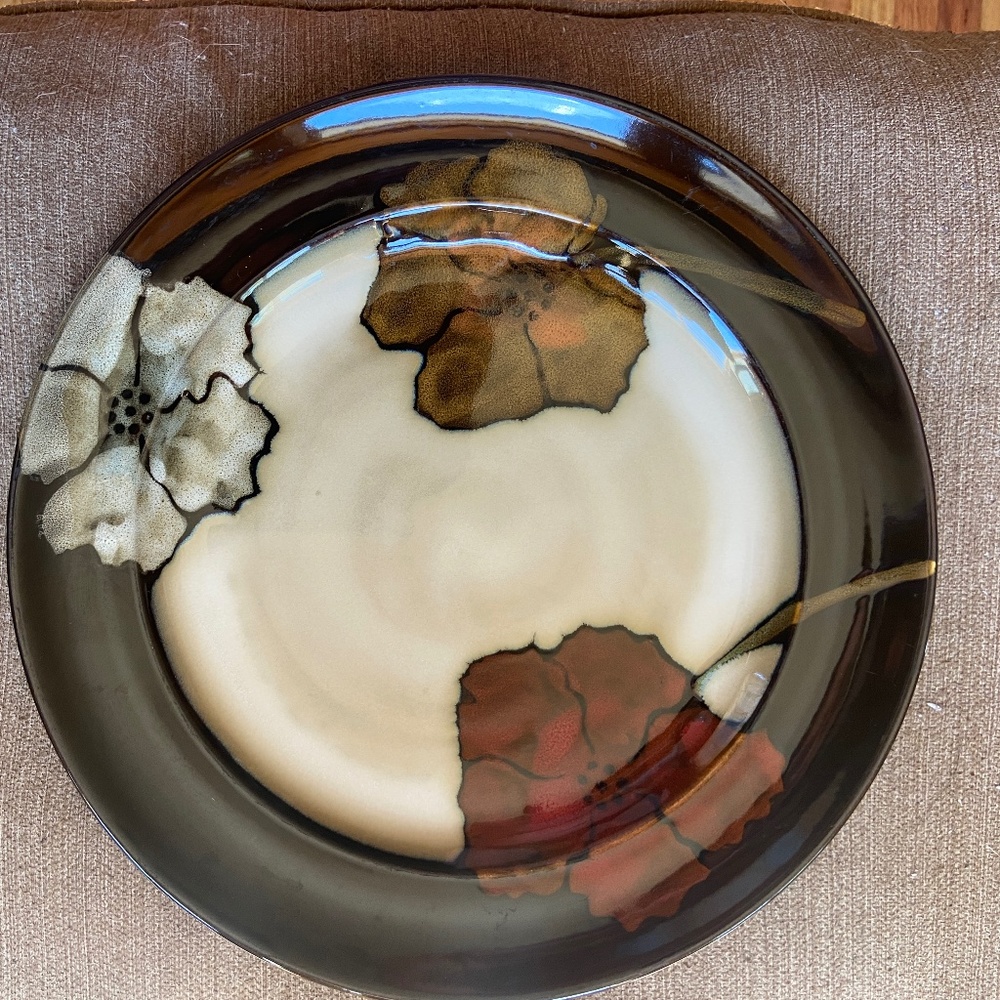Dinner Plates (2 sets) - Pfaltzgraff Painted Poppies and Simplicity Oneida